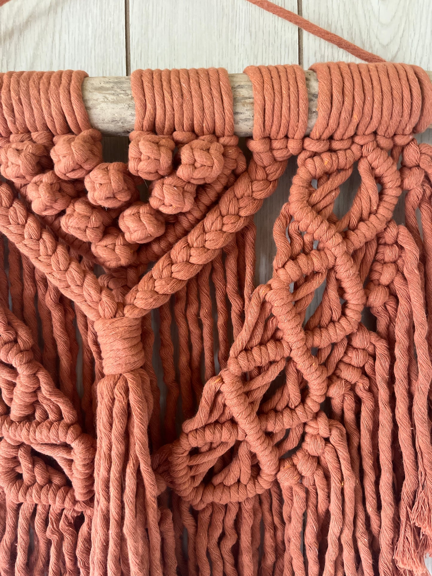 Petit macramé terracotta