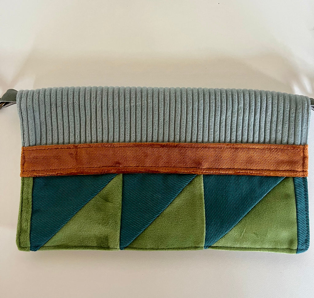 La pochette bleu-vert